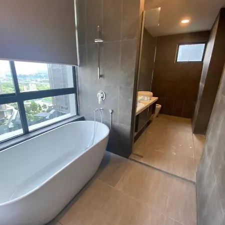 Sunflower/4R3B/Klcc/1550Sf/Bacony/Newcondo/Bathtub Kuala Lumpur Exterior photo