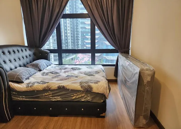 Sunflower/4R3B/Klcc/1550Sf/Bacony/Newcondo/Bathtub