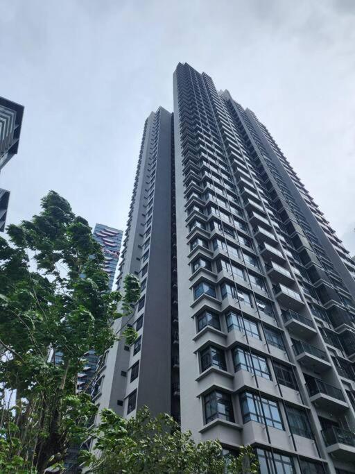 Apartment Sunflower/4r3b/klcc/1550sf/bacony/newcondo/bathtub *