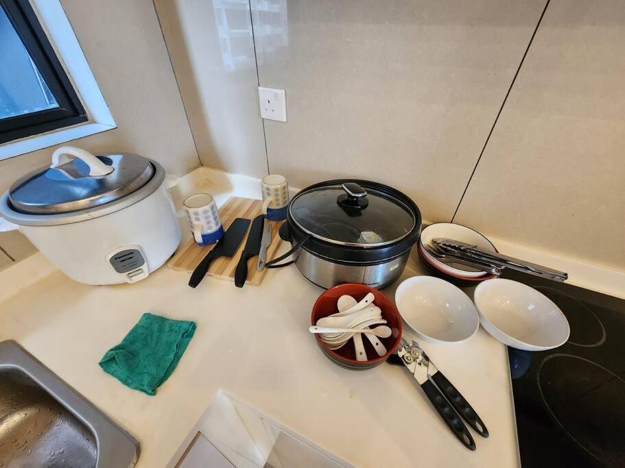 Sunflower/4r3b/klcc/1550sf/bacony/newcondo/bathtub Apartment Kuala Lumpur