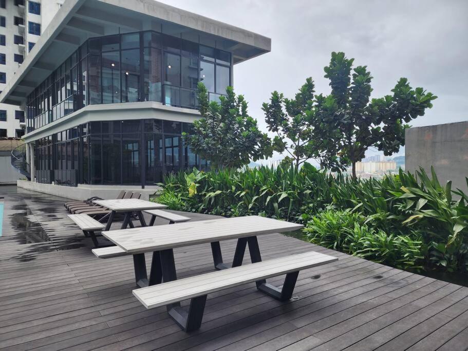 Sunflower/4r3b/klcc/1550sf/bacony/newcondo/bathtub Apartment *